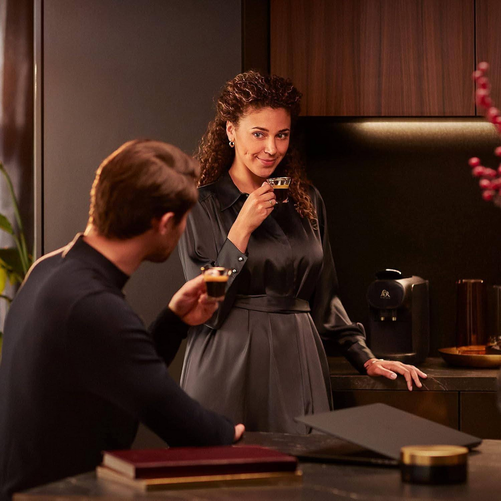 PACK L'OR Barista MACHINE NESPRESSO® + 20 CAPSULES